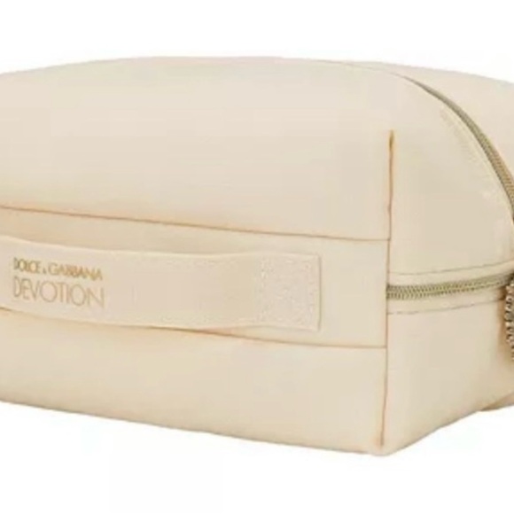 Dolce & Gabbana Cream Cosmetic Bag with 2 D&G hair pins - Picture 1 of 10